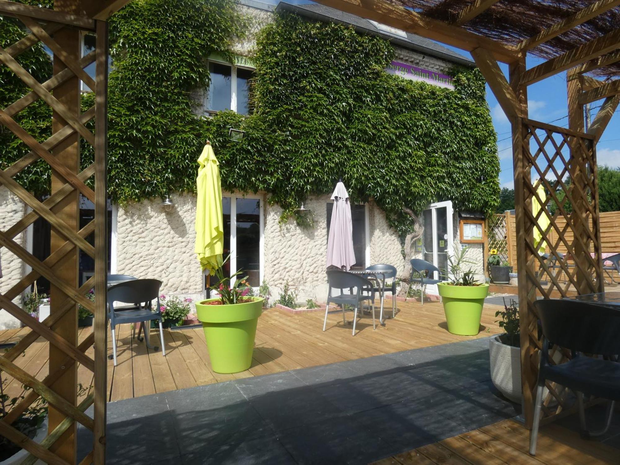 Logis Hotel Restaurant Auberge Saint Martin Surville  Eksteriør billede