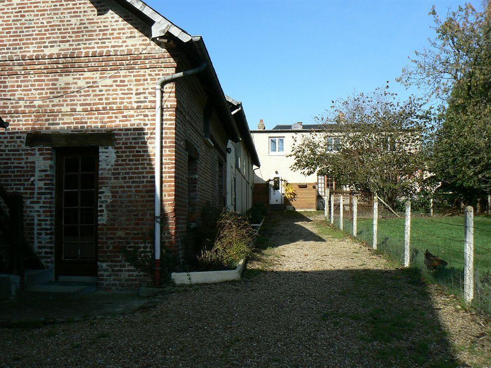 Logis Hotel Restaurant Auberge Saint Martin Surville  Eksteriør billede