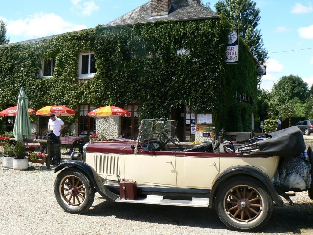 Logis Hotel Restaurant Auberge Saint Martin Surville  Eksteriør billede